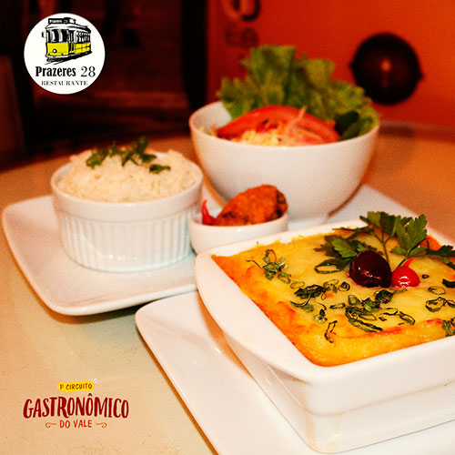 Divulgação - Escondidinho de Bacalhau, salada e arroz - Foto: Circuito Gastronômico do Vale Divulgação - Escondidinho de Bacalhau, salada e arroz - Foto: Circuito Gastronômico do Vale