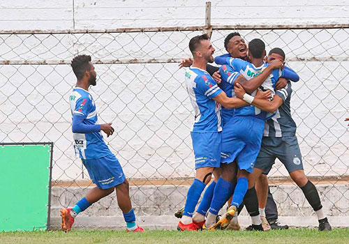 Célio Messias/Paulistão - Jogadores comemoram gol do acesso (Foto: Célio Messias/Paulistão)