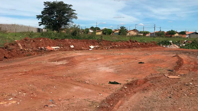 Divulgação - Secretaria fez a limpeza do local e após uma semana já havia lixo jogado - Foto: Divulgação Divulgação - Secretaria fez a limpeza do local e após uma semana já havia lixo jogado - Foto: Divulgação