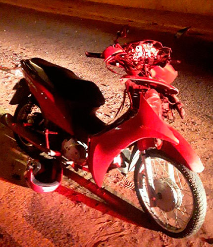 Divulgação - Moto ficou destruída após acidente - Foto: Divulgação Divulgação - Moto ficou destruída após acidente - Foto: Divulgação