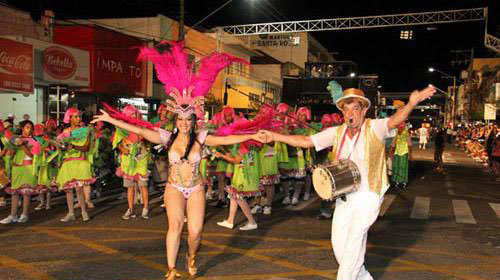 Divulgação - Desfile de Carnaval em anos anteriores - Foto: Reprodução