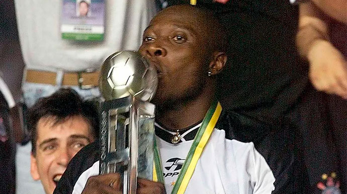 Divulgação - Freddy Rincón, 55 anos - Foto: Reprodução/G1 Divulgação - Freddy Rincón, 55 anos - Foto: Reprodução/G1