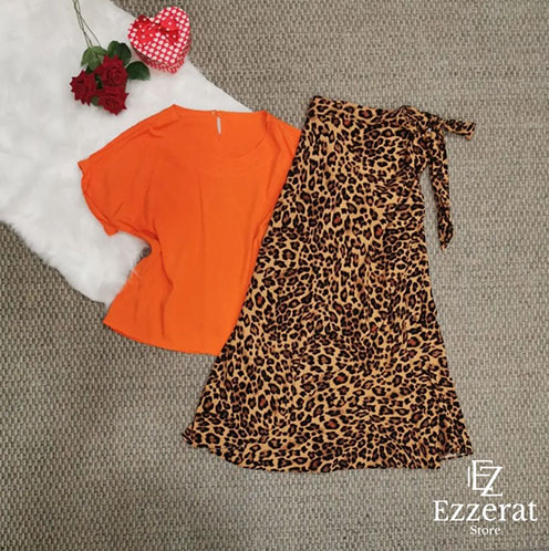 Divulgação - Blusa R$ 54,90 + Saia R$ 74,90 Divulgação - Blusa R$ 54,90 + Saia R$ 74,90