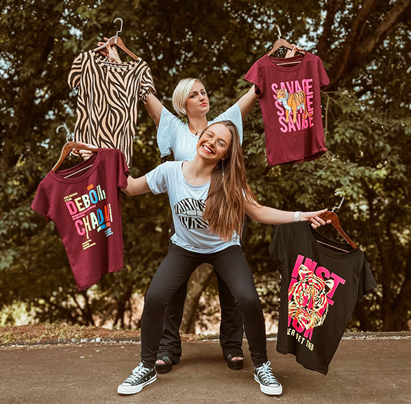 Divulgação - T-shirts na promoção - Foto: Divulgação/Felipe Picholl e Scudeler Fotografia Divulgação - T-shirts na promoção - Foto: Divulgação/Felipe Picholl e Scudeler Fotografia
