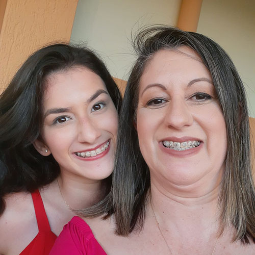 Divulgação - Silvia Maria Ribas e sua filha Laura Divulgação - Silvia Maria Ribas e sua filha Laura