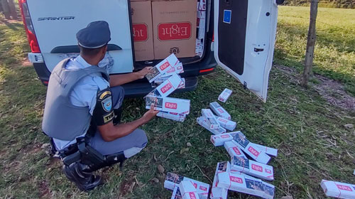Divulgação - Cigarros apreendidos em Assis - Foto: Divulgação/Polícia Rodoviária