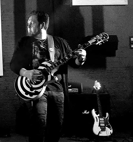 Divulgação - Guitarrista: Carlos Faccio Divulgação - Guitarrista: Carlos Faccio