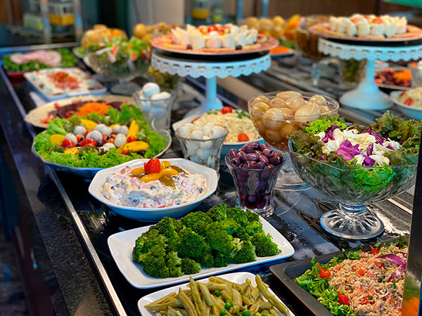 Divulgação - Restaurante oferece buffet completo - Foto: Divulgação Divulgação - Restaurante oferece buffet completo - Foto: Divulgação