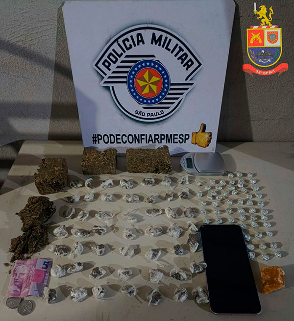 Divulgação - Droga apreendida durante operação policial - Foto: Divulgação/Polícia Militar Divulgação - Droga apreendida durante operação policial - Foto: Divulgação/Polícia Militar