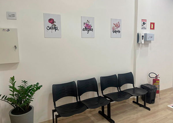 Divulgação - Ambiente é climatizado, com sala de espera, TV e Wifi - Foto: AssisCity Divulgação - Ambiente é climatizado, com sala de espera, TV e Wifi - Foto: AssisCity