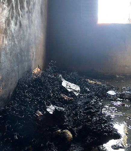 Divulgação - Fogo teve início em um colchão que estava no quarto - Foto: Divulgação Divulgação - Fogo teve início em um colchão que estava no quarto - Foto: Divulgação