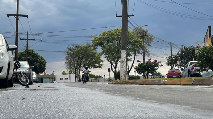 Divulgação - Garoa não prevista caiu na manhã desta terça-feira, 16 de agosto, em Assis Divulgação - Garoa não prevista caiu na manhã desta terça-feira, 16 de agosto, em Assis