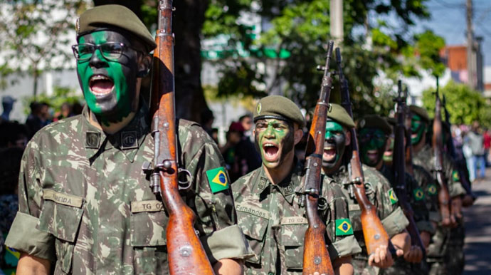 Divulgação - Tiro de Guerra de Assis durante desfile cívico - Foto: Assessoria PMA