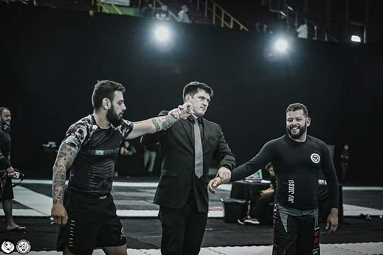 Divulgação - Campeão internacional de Jiu Jitsu sem kimono - Foto: Divulgação Divulgação - Campeão internacional de Jiu Jitsu sem kimono - Foto: Divulgação