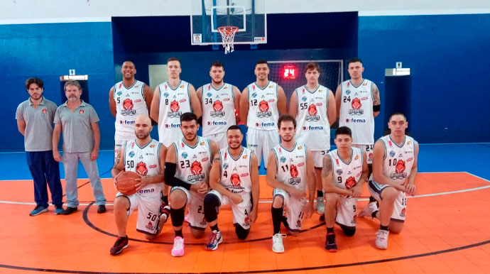 divulgação - Equipe masculina do Basquete Assis - Foto: Divulgação divulgação - Equipe masculina do Basquete Assis - Foto: Divulgação