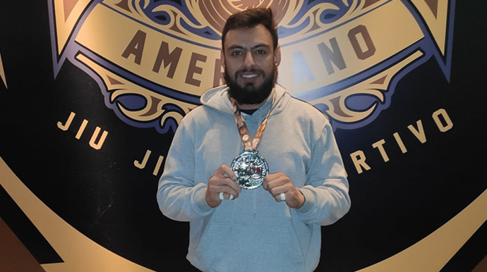 Divulgação - Guto Ferreira, atleta de Jiu Jitsu com a medalha de Prata - Foto: divulgação Divulgação - Guto Ferreira, atleta de Jiu Jitsu com a medalha de Prata - Foto: divulgação