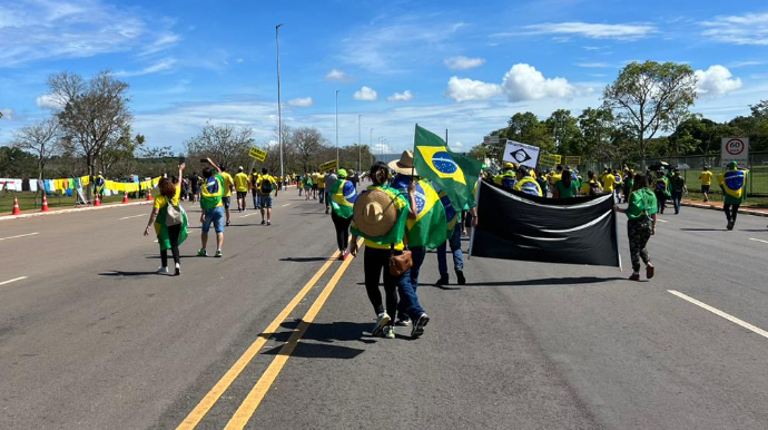 Divulgação - Grupos de direita a caminho dos protestos em Brasília - Foto: Divulgação
