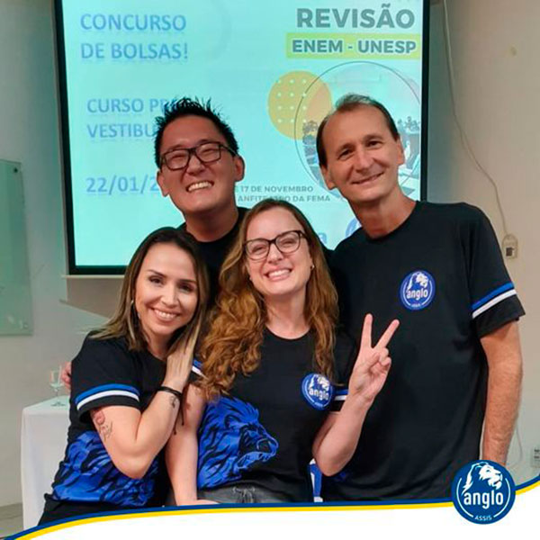 Divulgação - Professores: Hélcio Ortega, Flávio Gondo, o Japa, Flávia e Viviane Lameo - Foto: Divulgação/Anglo Xereta Divulgação - Professores: Hélcio Ortega, Flávio Gondo, o Japa, Flávia e Viviane Lameo - Foto: Divulgação/Anglo Xereta