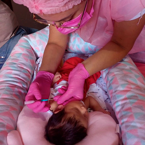 Divulgação - Furo Humanizado realizado em recém-nascido - Foto: Divulgação/Arquivo - Karina Federigh