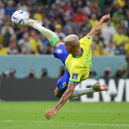 divulgação - Atacante acertou lindo voleio e marcou segundo gol para a seleção contra a Sérvia - Foto: Justin Setterfield/Getty Images