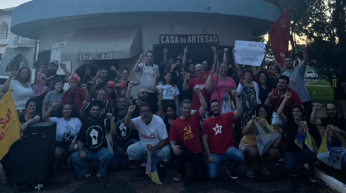 Divulgação - Manifestação realizada em Assis contra as tentativas golpistas de derrubar o regime democrático no Brasil - Foto: divulgação