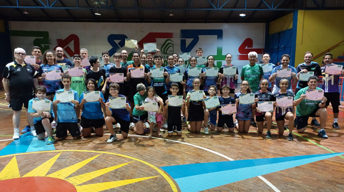Divulgação - Mesa-tenistas de Assis participam de clínica internacional de Tênis de Mesa em Marília Divulgação - Mesa-tenistas de Assis participam de clínica internacional de Tênis de Mesa em Marília