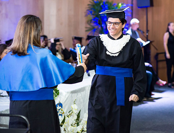 Divulgação - Agora, um novo ciclo começa a partir desse momento declarou professora Ma. Arlete Marçal - Foto: Divulgação Divulgação - Agora, um novo ciclo começa a partir desse momento declarou professora Ma. Arlete Marçal - Foto: Divulgação