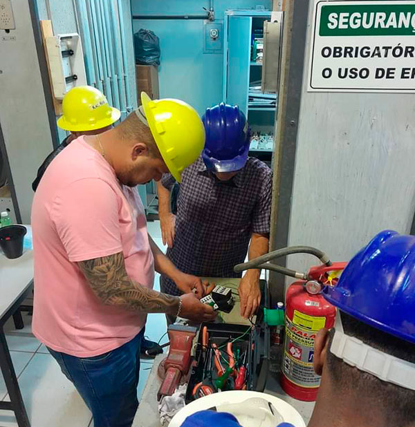 divulgação - Curso profissionalizante de eletricista divulgação - Curso profissionalizante de eletricista