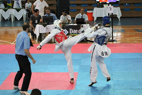 Divulgação - Breno na seleção - Foto: Divulgação Divulgação - Breno na seleção - Foto: Divulgação