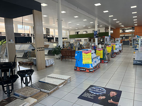 Divulgação - Na loja você encontra a mais completa linha de itens para sua construção - Foto: AssisCity Divulgação - Na loja você encontra a mais completa linha de itens para sua construção - Foto: AssisCity