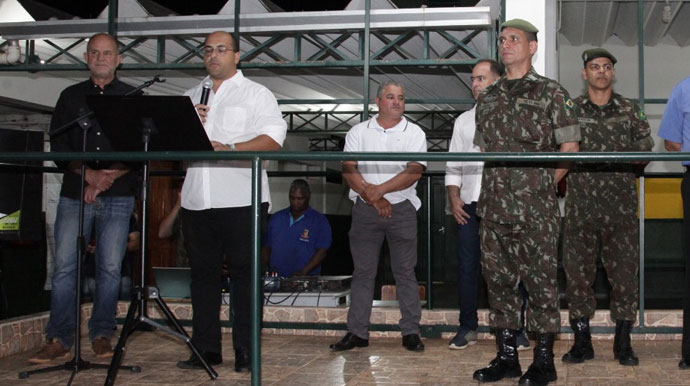 divulgação - Vereador Fernando Vieira fez a leitura da Ordem do Dia - Foto: Divulgação/Tiro de Guerra