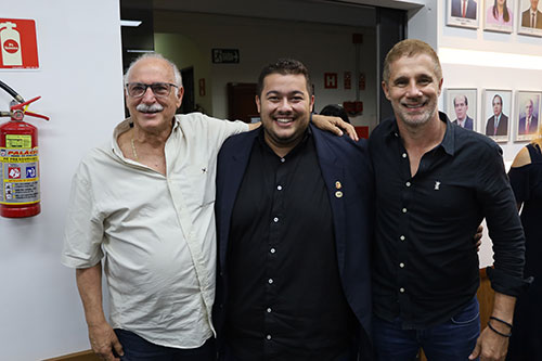 Divulgação - Nami Sabeh ao lado do vereador Douglas Azevedo e Nilson Mello - Foto: Ello Divulgação - Nami Sabeh ao lado do vereador Douglas Azevedo e Nilson Mello - Foto: Ello