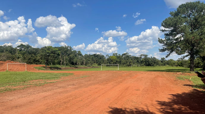 Prefeitura de Assis inicia obras para novo campo de futebol varzeano