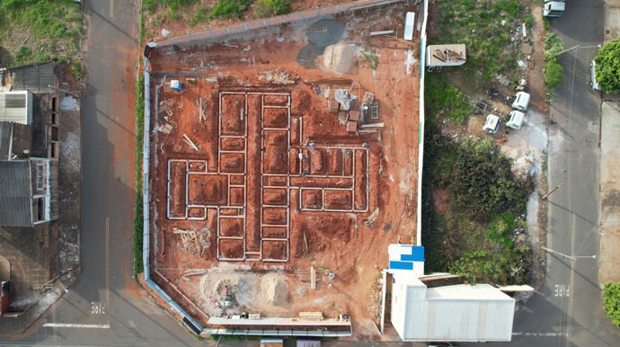 divulgação - Vista aérea das obras da ESF do Parque Universitário - Foto: Divulgação/Assessoria PMA