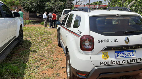 Trassos Assessoria - Companheiro da vítima a encontrou sem vida com marcas de tiro na cabeça - FOTO: Trassos Assessoria Trassos Assessoria - Companheiro da vítima a encontrou sem vida com marcas de tiro na cabeça - FOTO: Trassos Assessoria