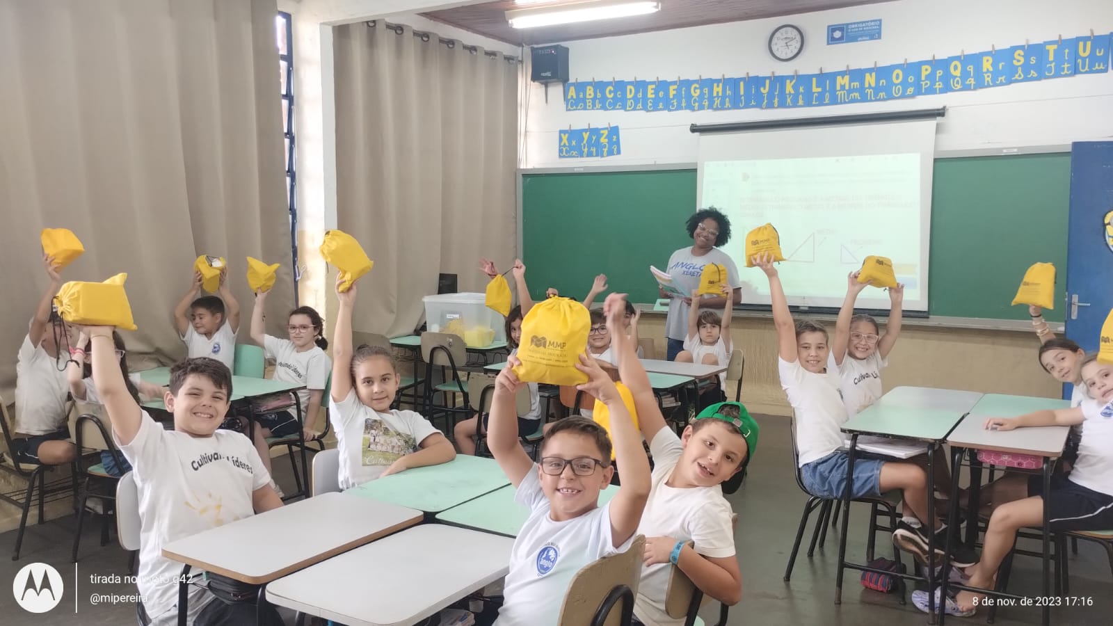 Reprodução/Arquivo Pessoal - A professora reforça que a celebração do Dia Nacional da Alfabetização é fundamental, não só para os profissionais, mas para toda a sociedade - Foto: Arquivo Pessoal Reprodução/Arquivo Pessoal - A professora reforça que a celebração do Dia Nacional da Alfabetização é fundamental, não só para os profissionais, mas para toda a sociedade - Foto: Arquivo Pessoal