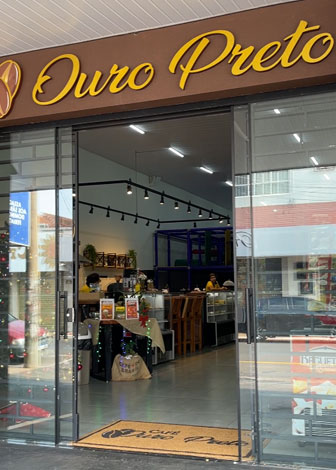 Divulgação - Café Ouro Preto oferece ambiente completo com diversas opções de bebidas e comidas