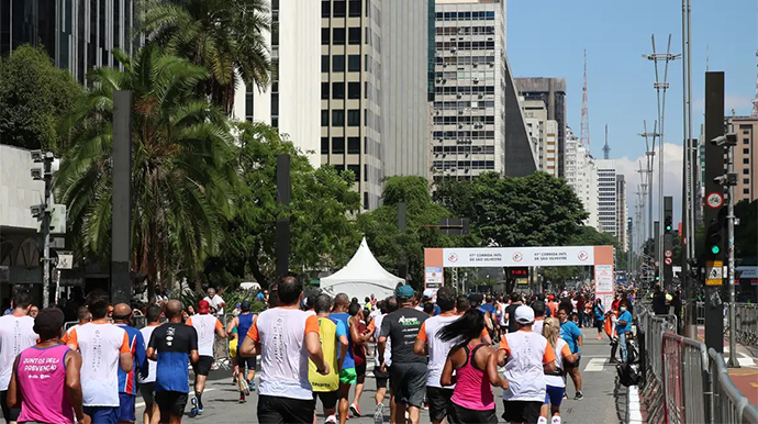 Rovena Rosa/Agência Brasil - Tradicional corrida de São Silvestre reúne 35 mil atletas em SP - FOTO: Rovena Rosa/Agência Brasil