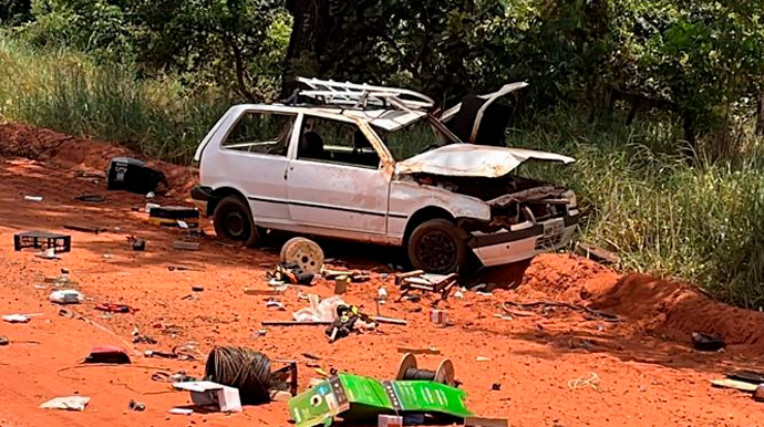 Reprodução/Redes Sociais - Homem morre após capotar carro em estrada rural próximo a Platina - Foto: Reprodução/Redes Sociais